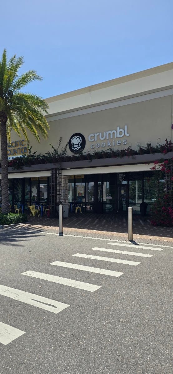 Crumbl Cookies, photo 4