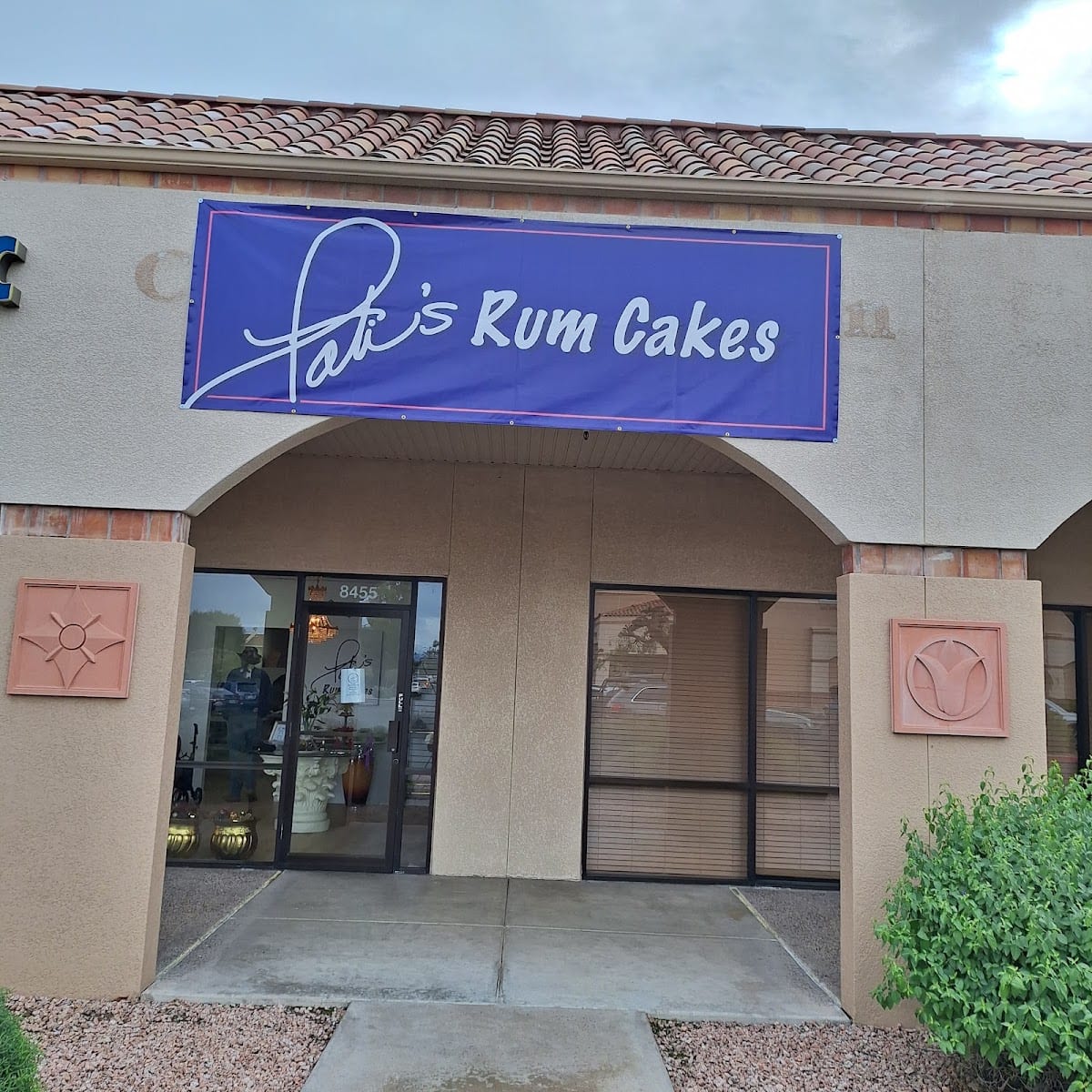 Pati's Rum Cakes