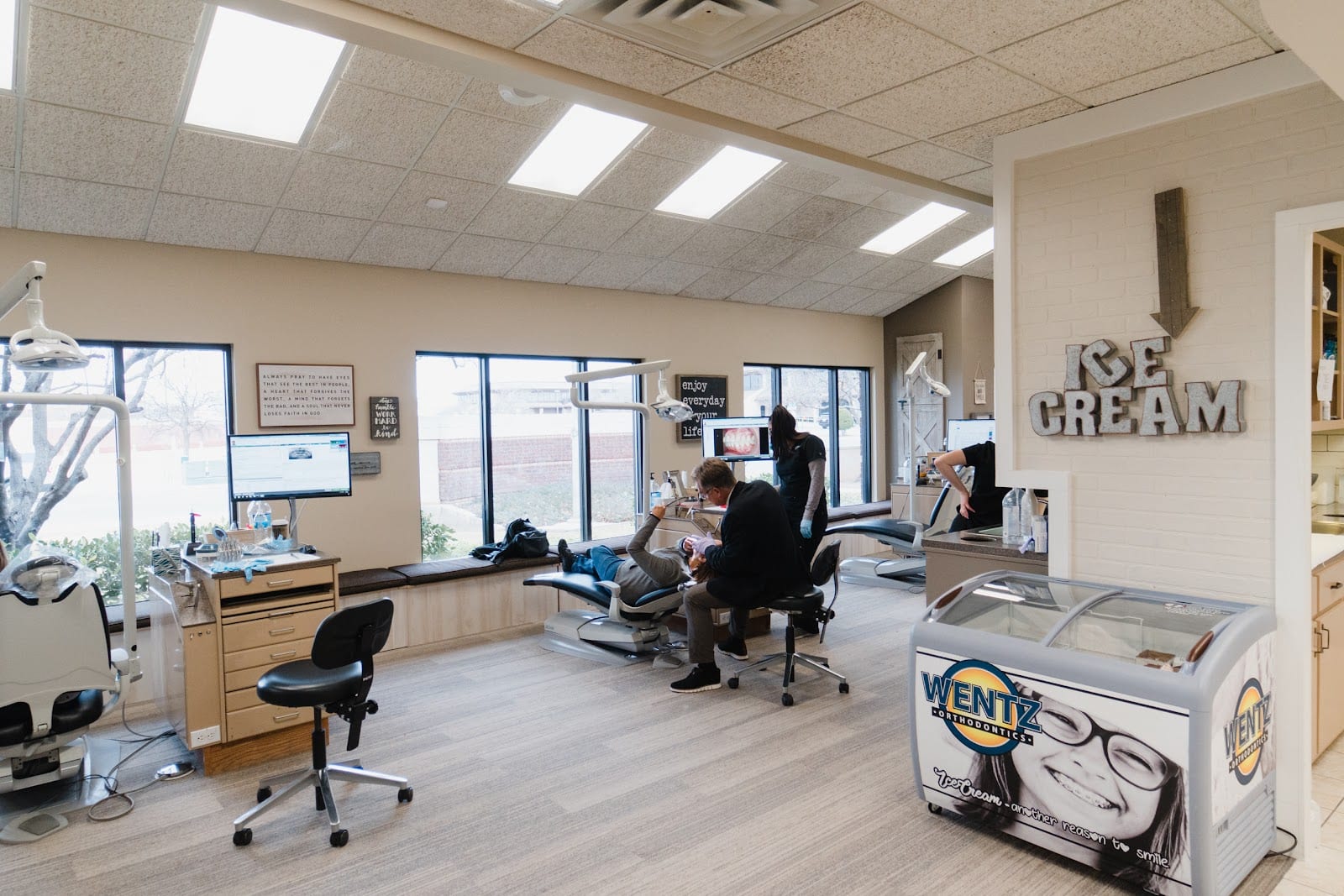 Sperry, Tivis, & Wentz Family Orthodontics - Lubbock 84th, photo 4