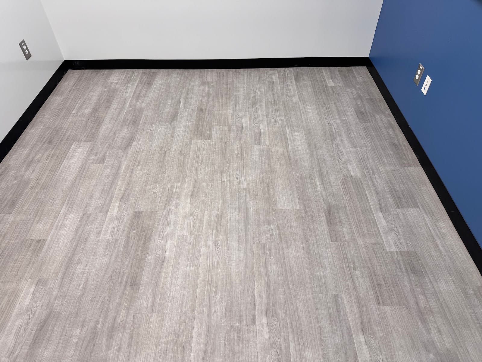 Foxwell Floor Covering, photo 3