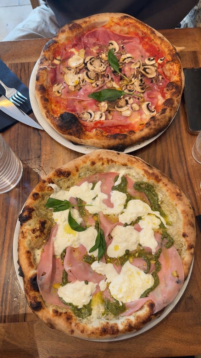 Bella Piazza, photo 4