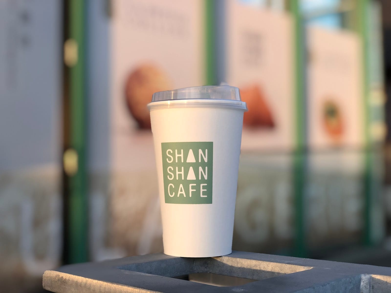 LA PETITE COLLINE & SHAN SHAN CAFE