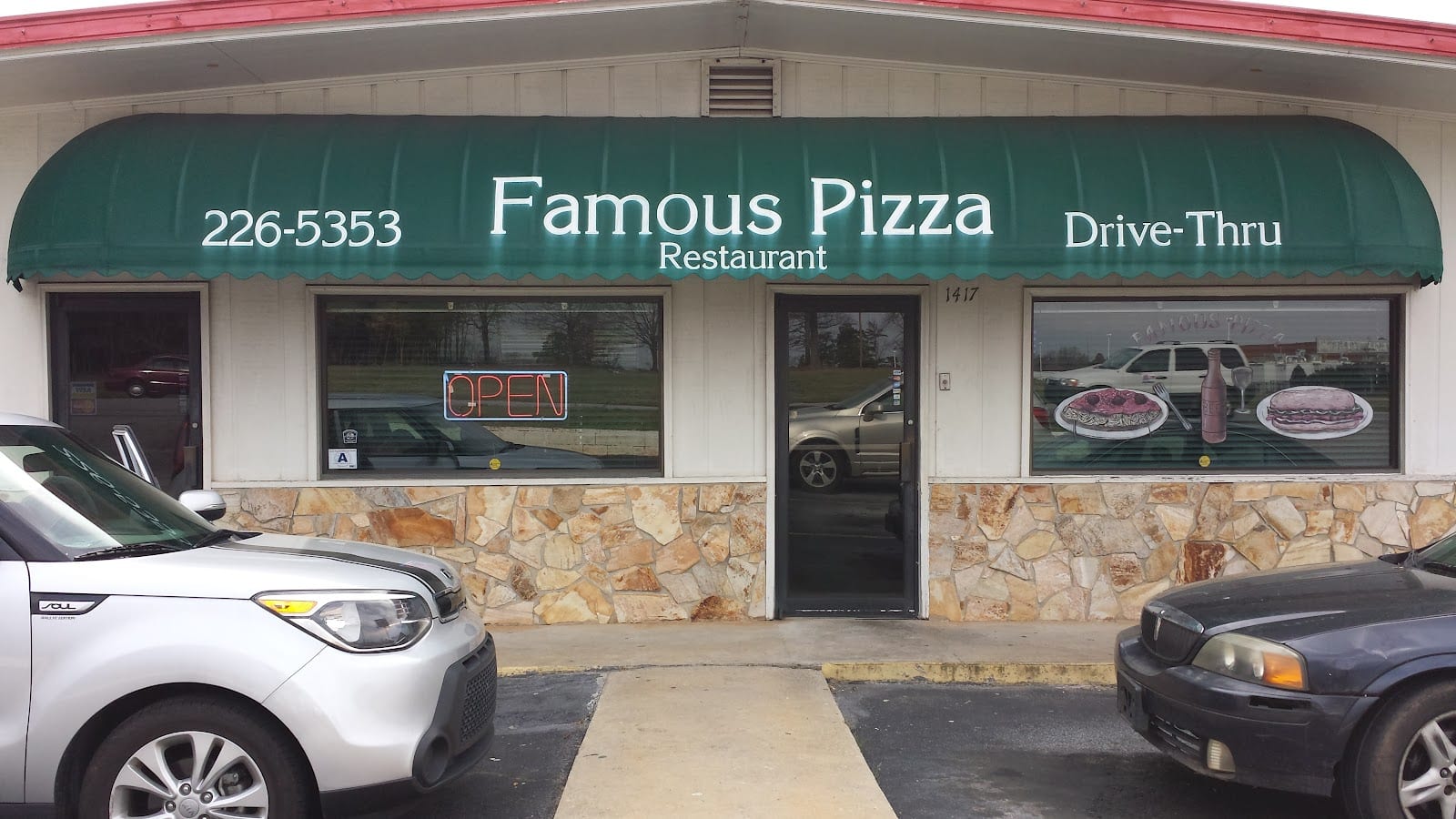 Famous Pizza & Restaurant, photo 2