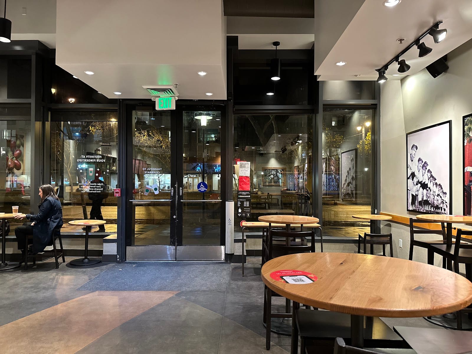 Starbucks Coffee Company, photo 2