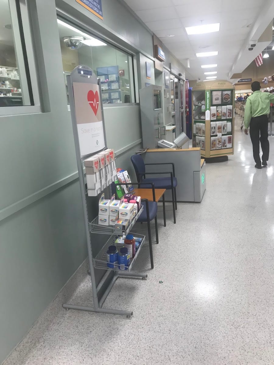 Publix Pharmacy at Quesada Commons, photo 4