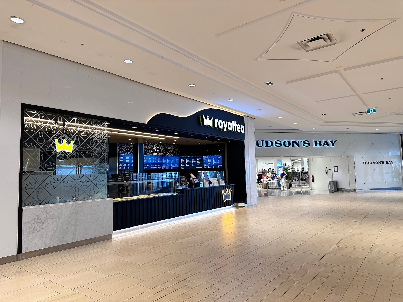 Royaltea (Hillcrest Mall Entrance 1), photo 2