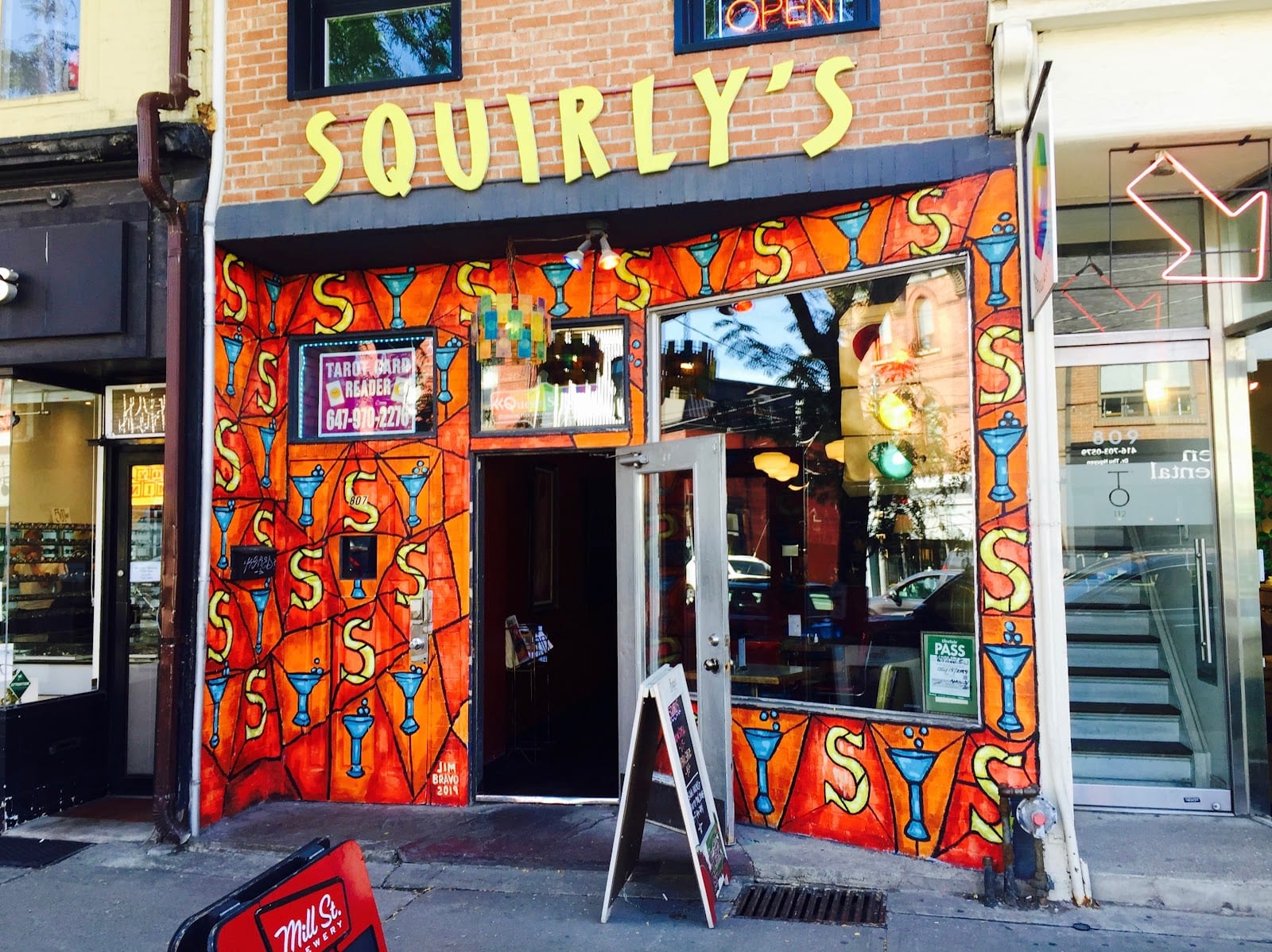 Squirly's