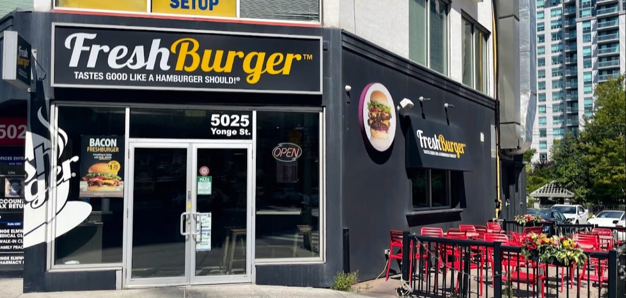 Fresh Burger Yonge Street, photo 2