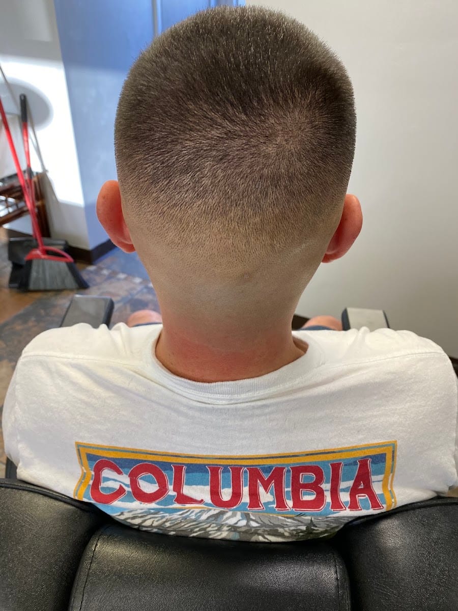 Clyde's Barber Cuts, photo 3