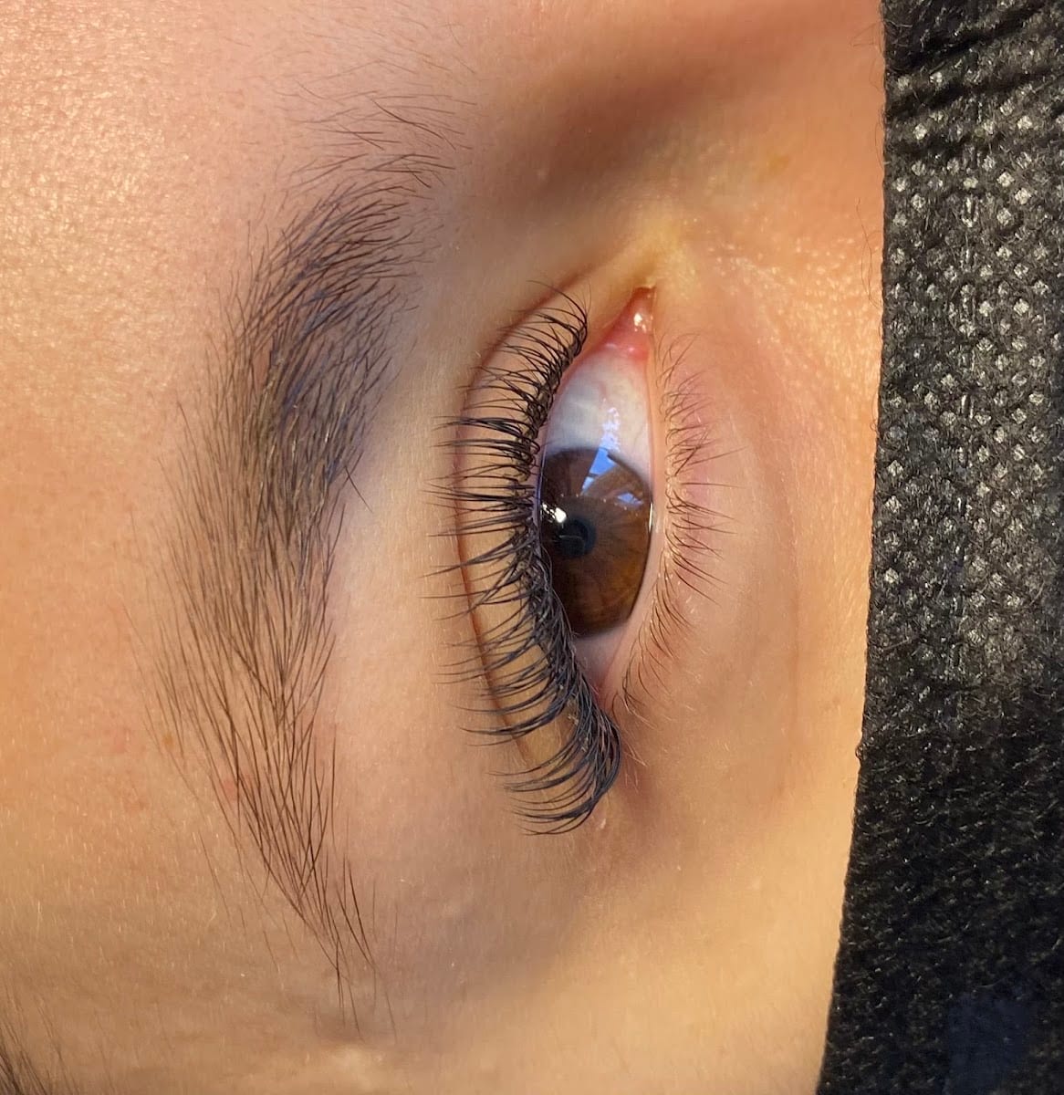 Star lash bar