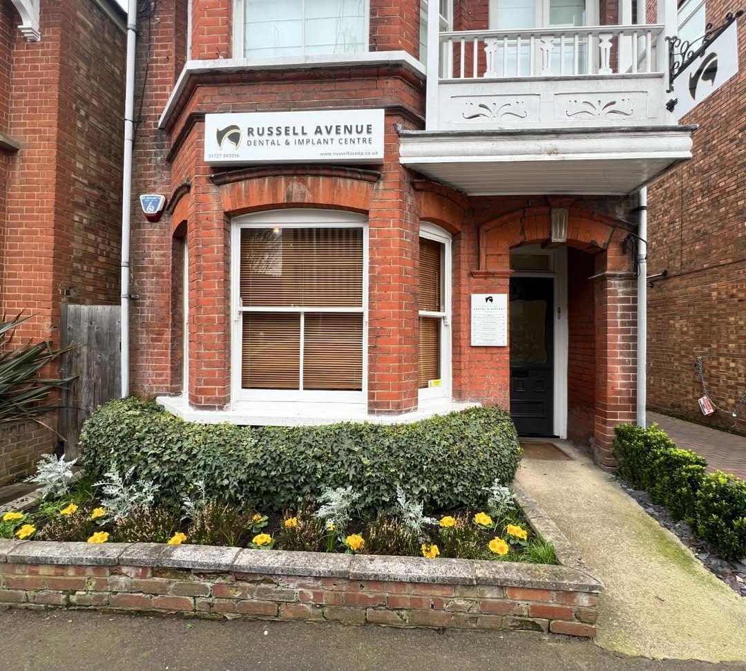 Russell Avenue Dental and Implant Centre - St Albans