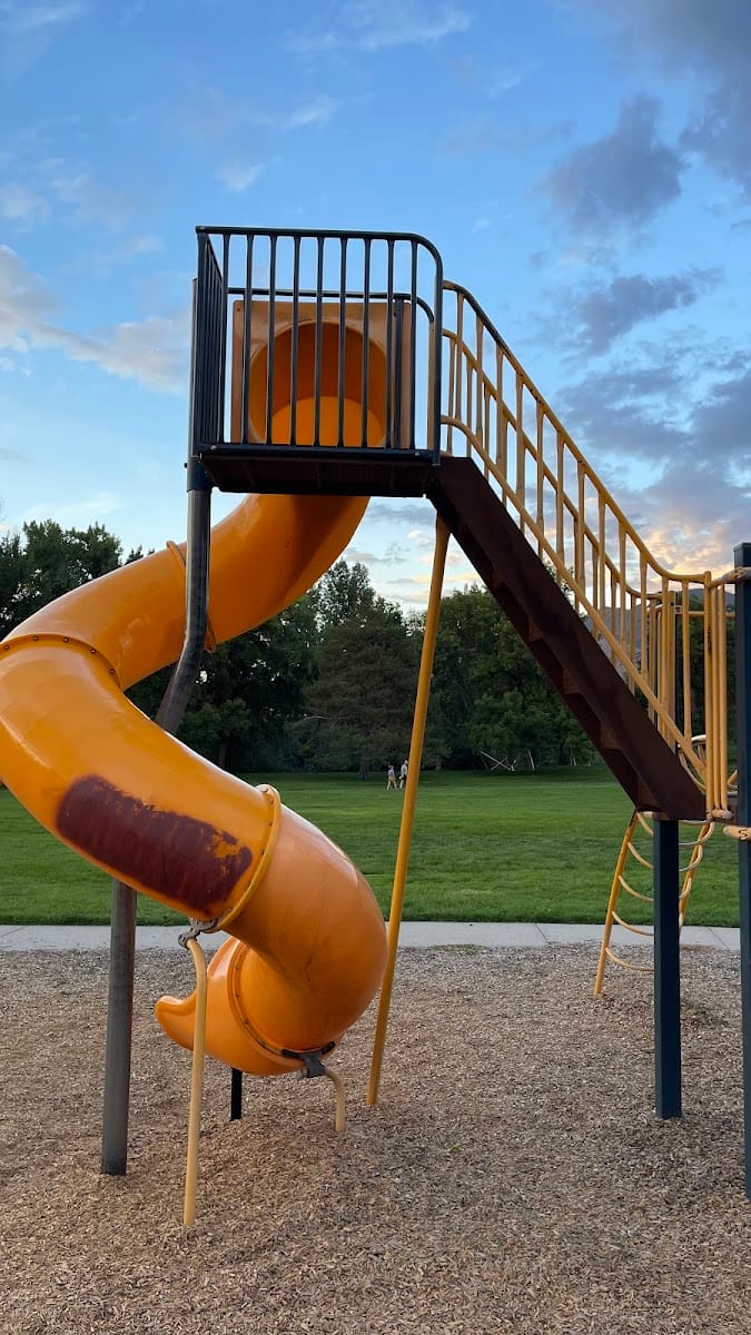 Playground, photo 3