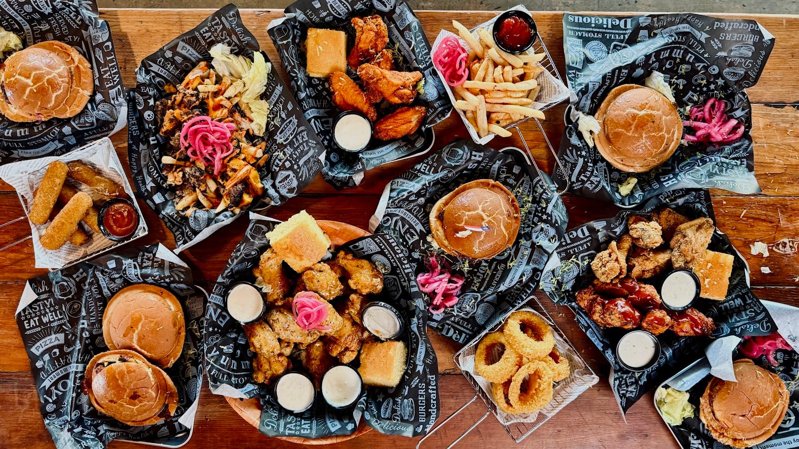 Crisp Burger&Wings, photo 2