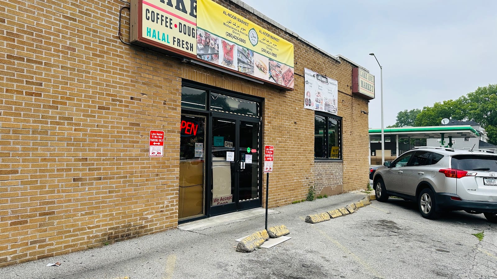 Lake Avenue Halal Market, photo 2