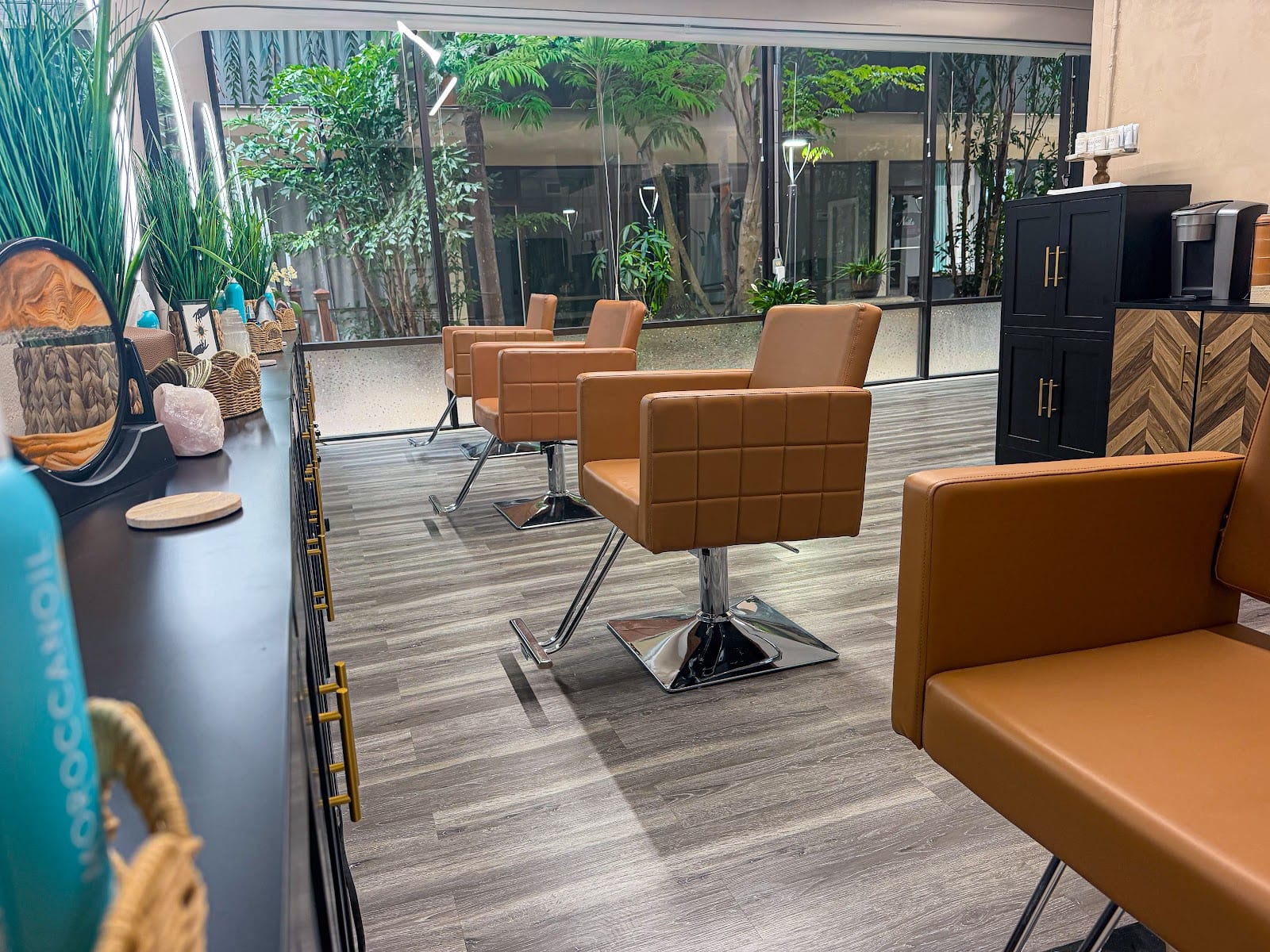 Bask Salon