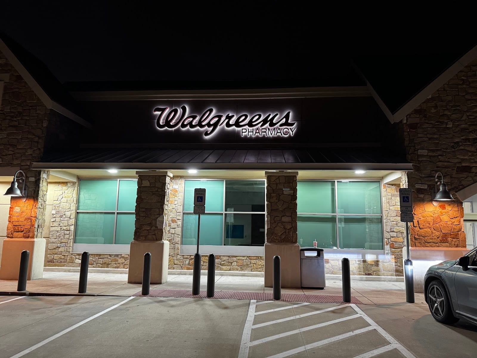 Walgreens Pharmacy, photo 2
