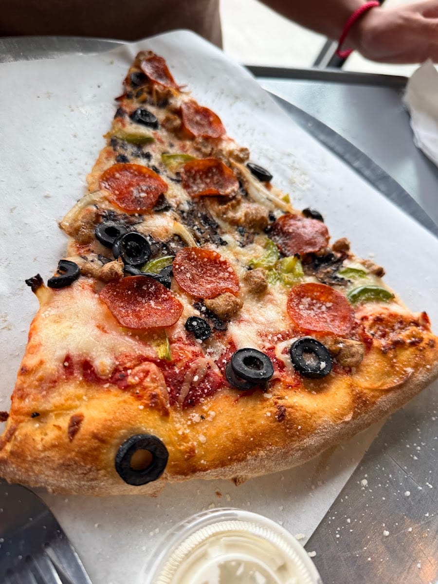 Napoli Pizzeria (W. Lake mead/Jones), photo 4