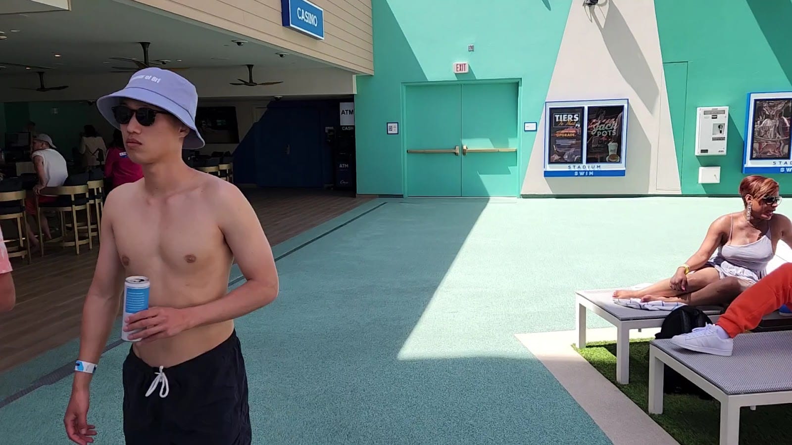 Stadium Swim, photo 3