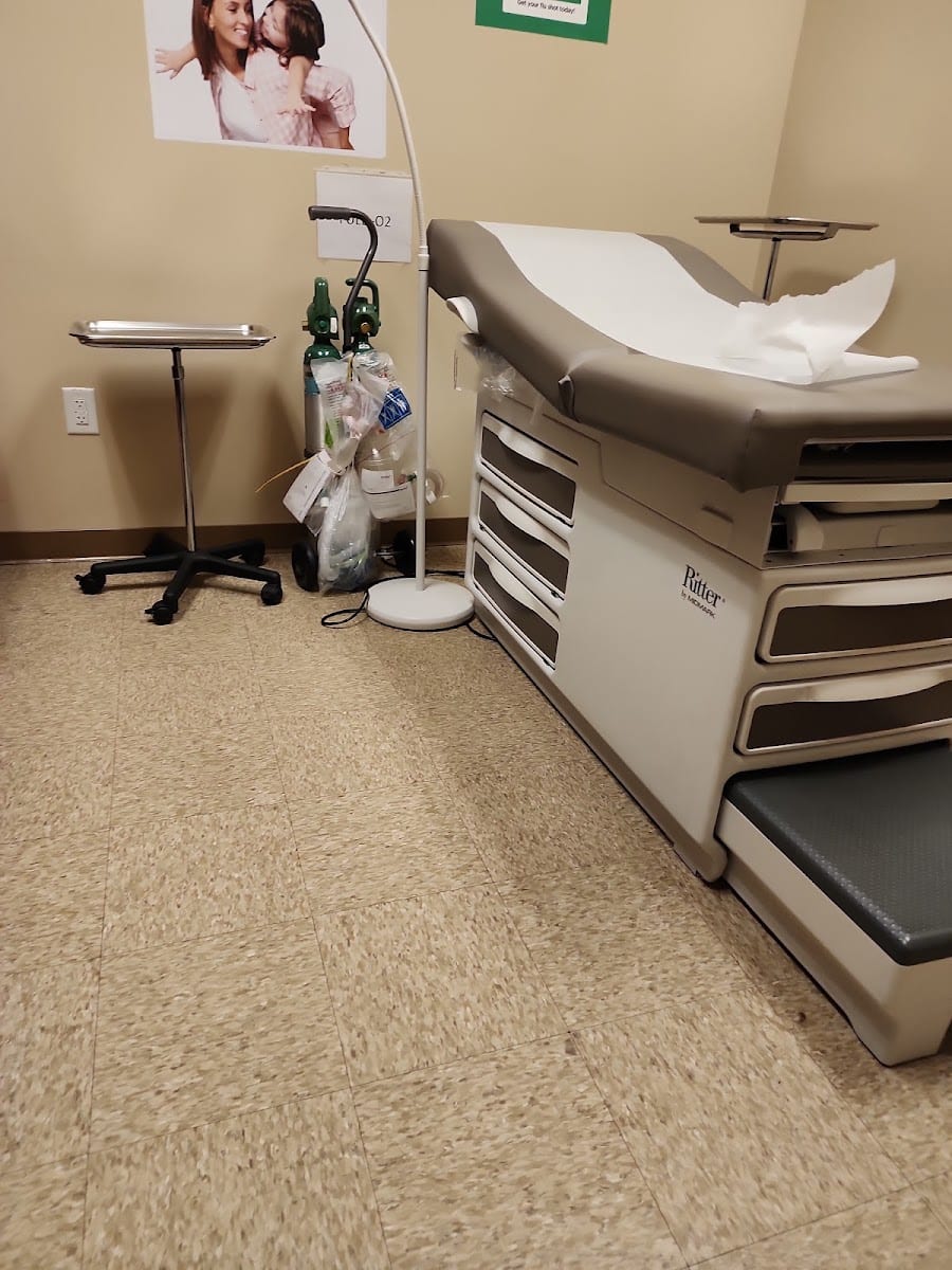 Huntsville Hospital Urgent Care - Madison, photo 4