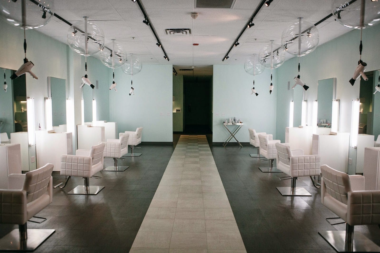 h2blow the blowdry + makeup bar