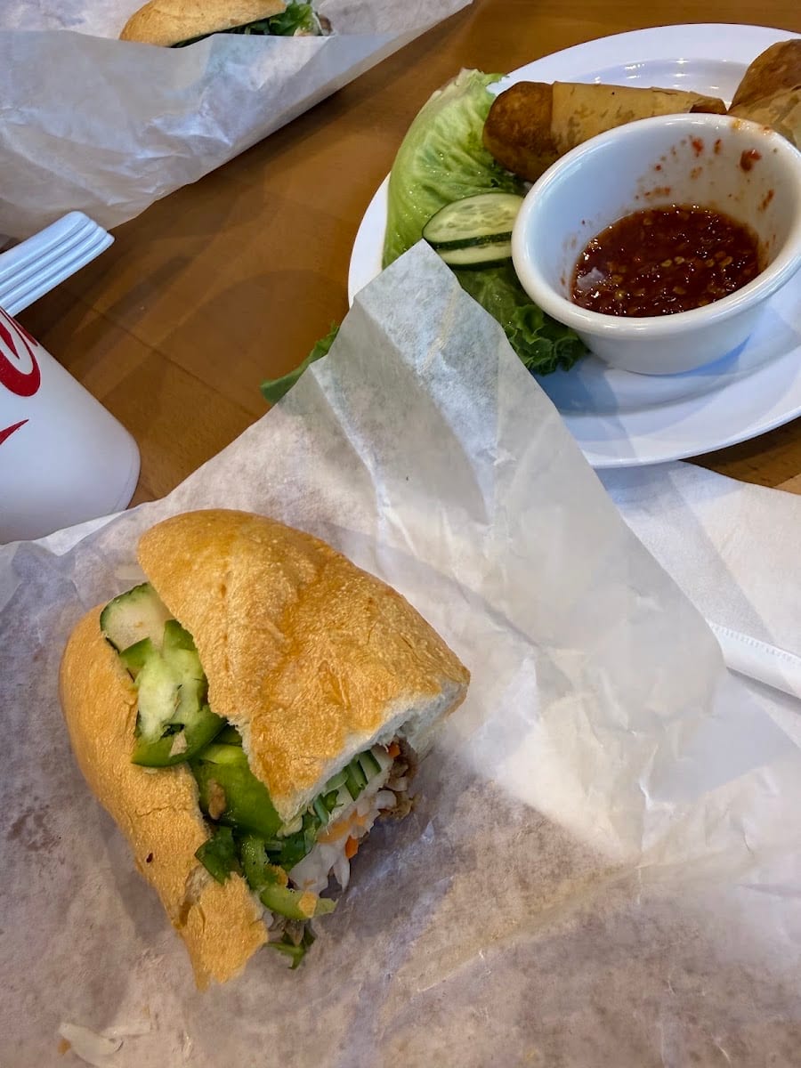 Sam's Banh Mi Cafe, photo 3