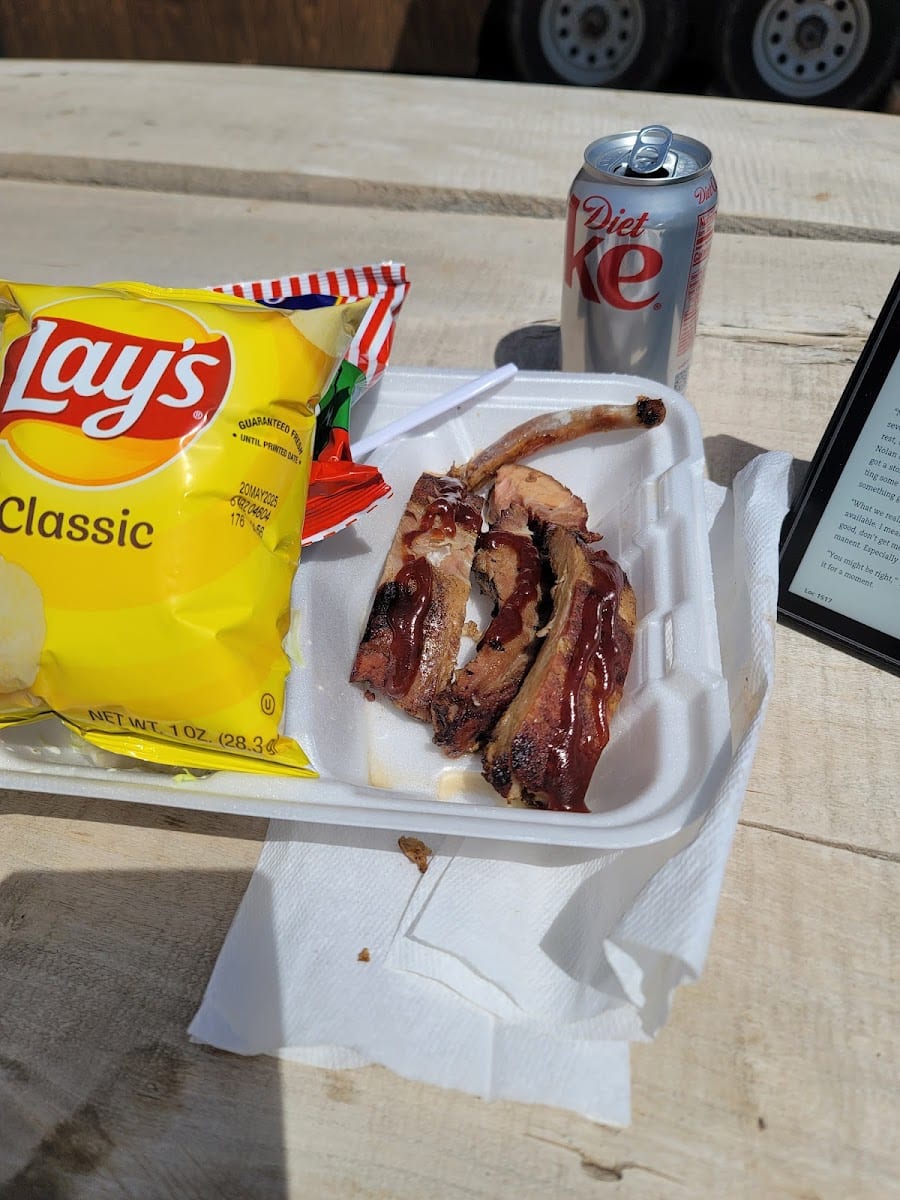 Roadhouse BBQ Jr, photo 3