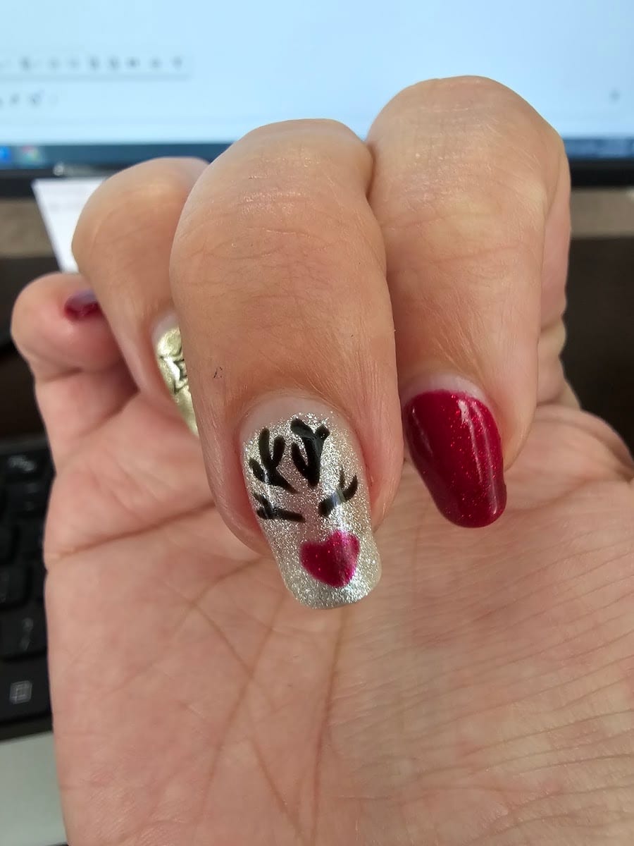 High Touch Nail & Salon