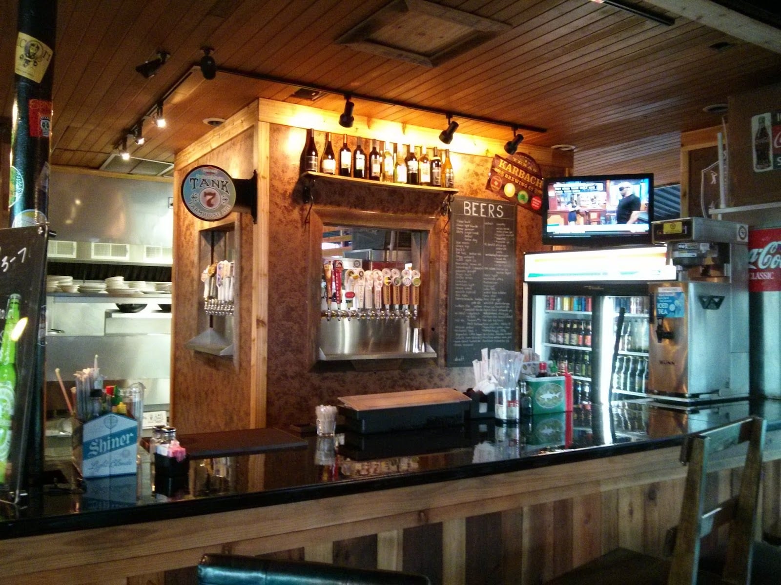 Hughie's Tavern & Grill, photo 2