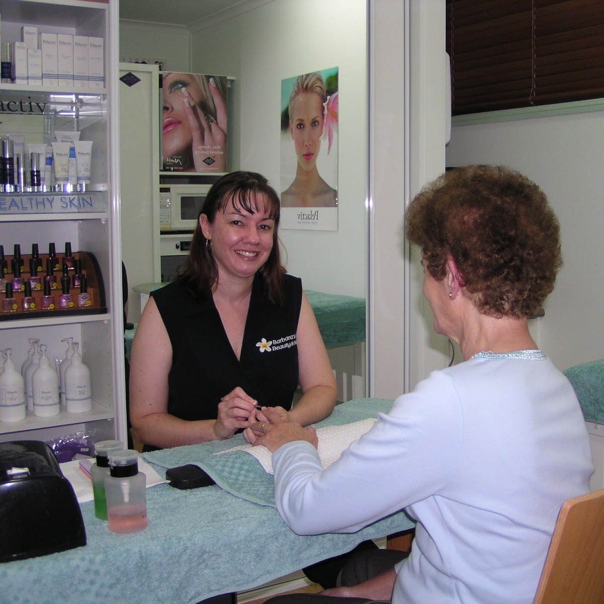 Barbara's Beauty & Nails, photo 3
