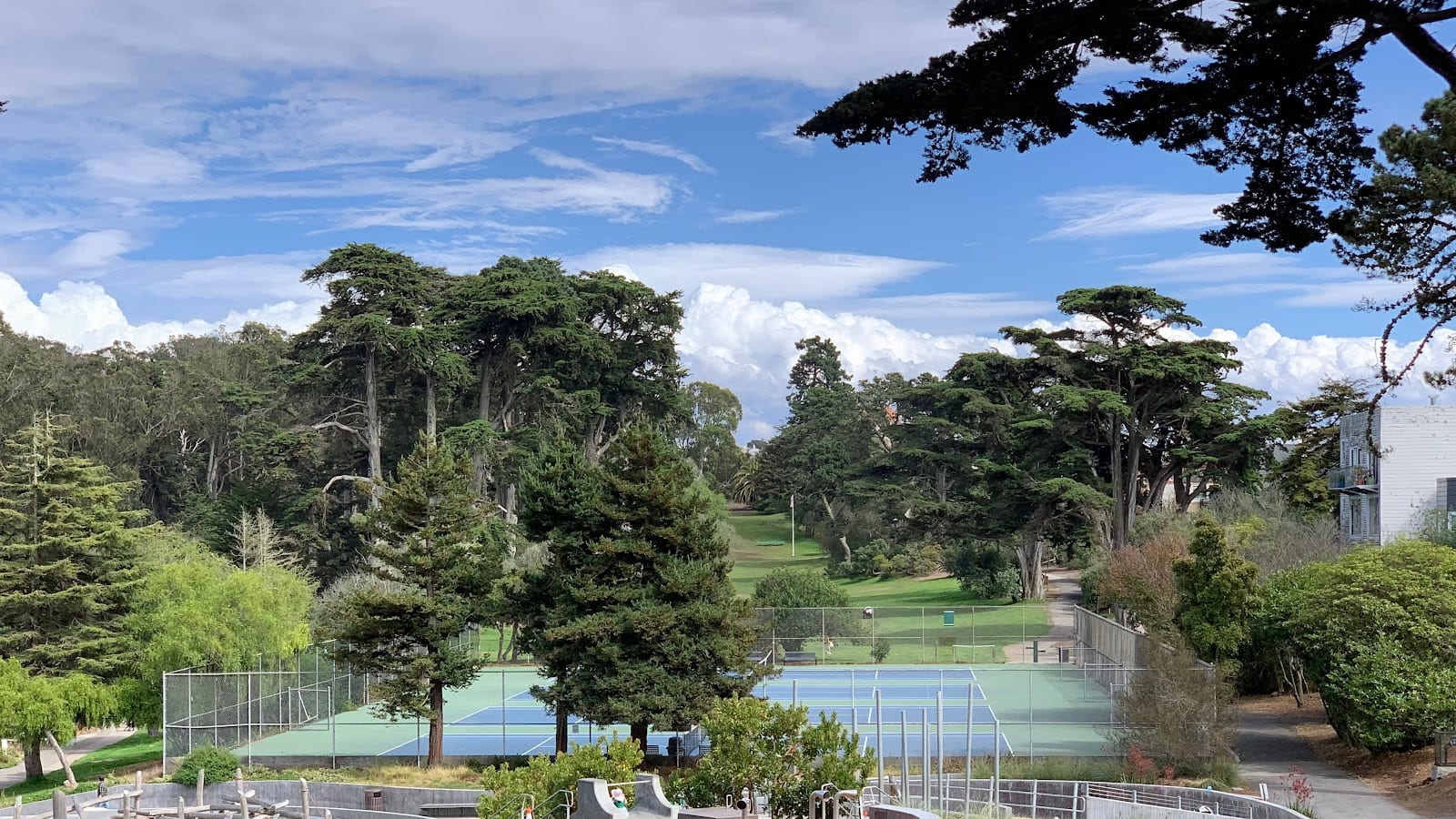 Mountain Lake Tennis Courts