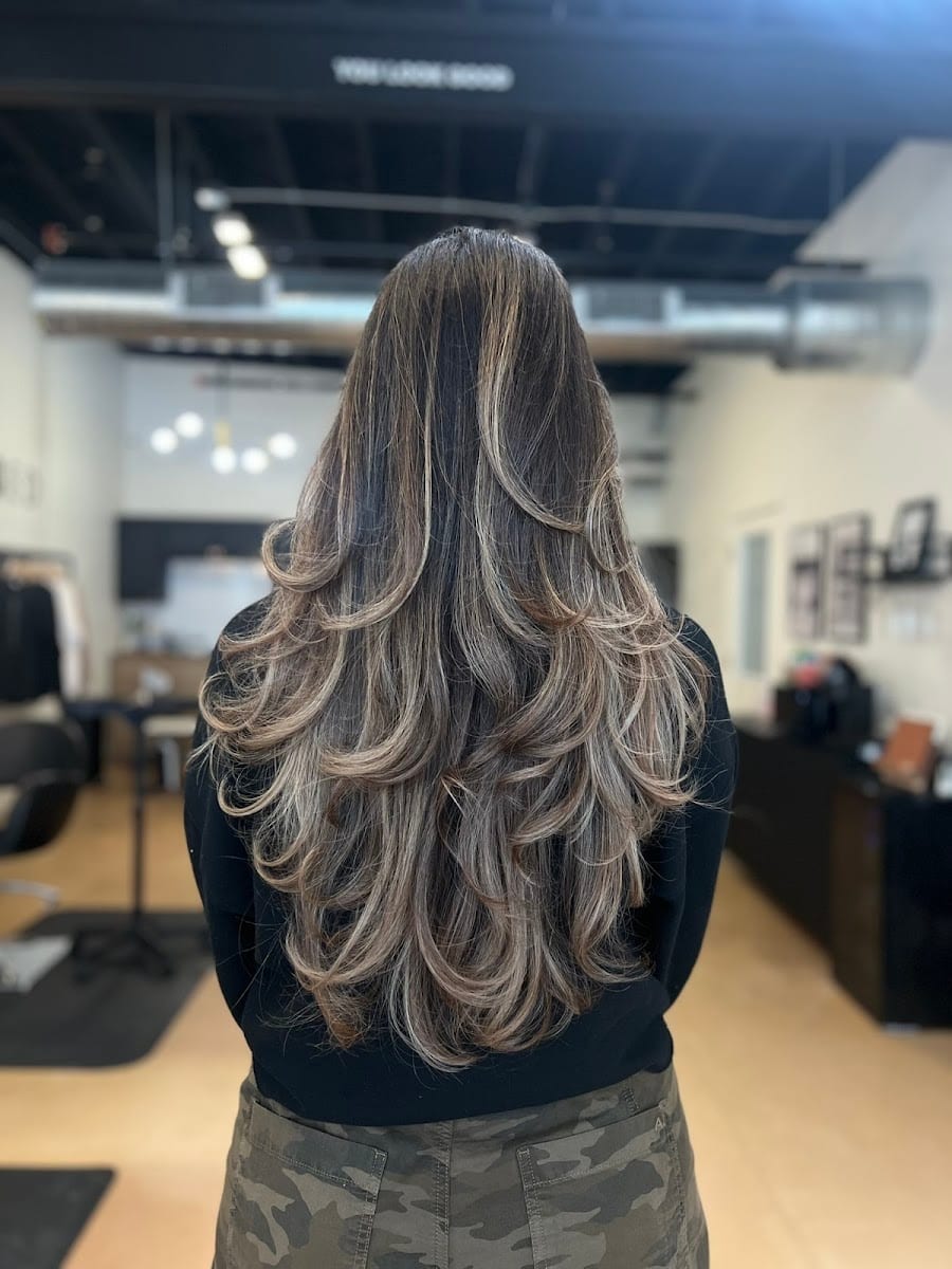PINNED Salon