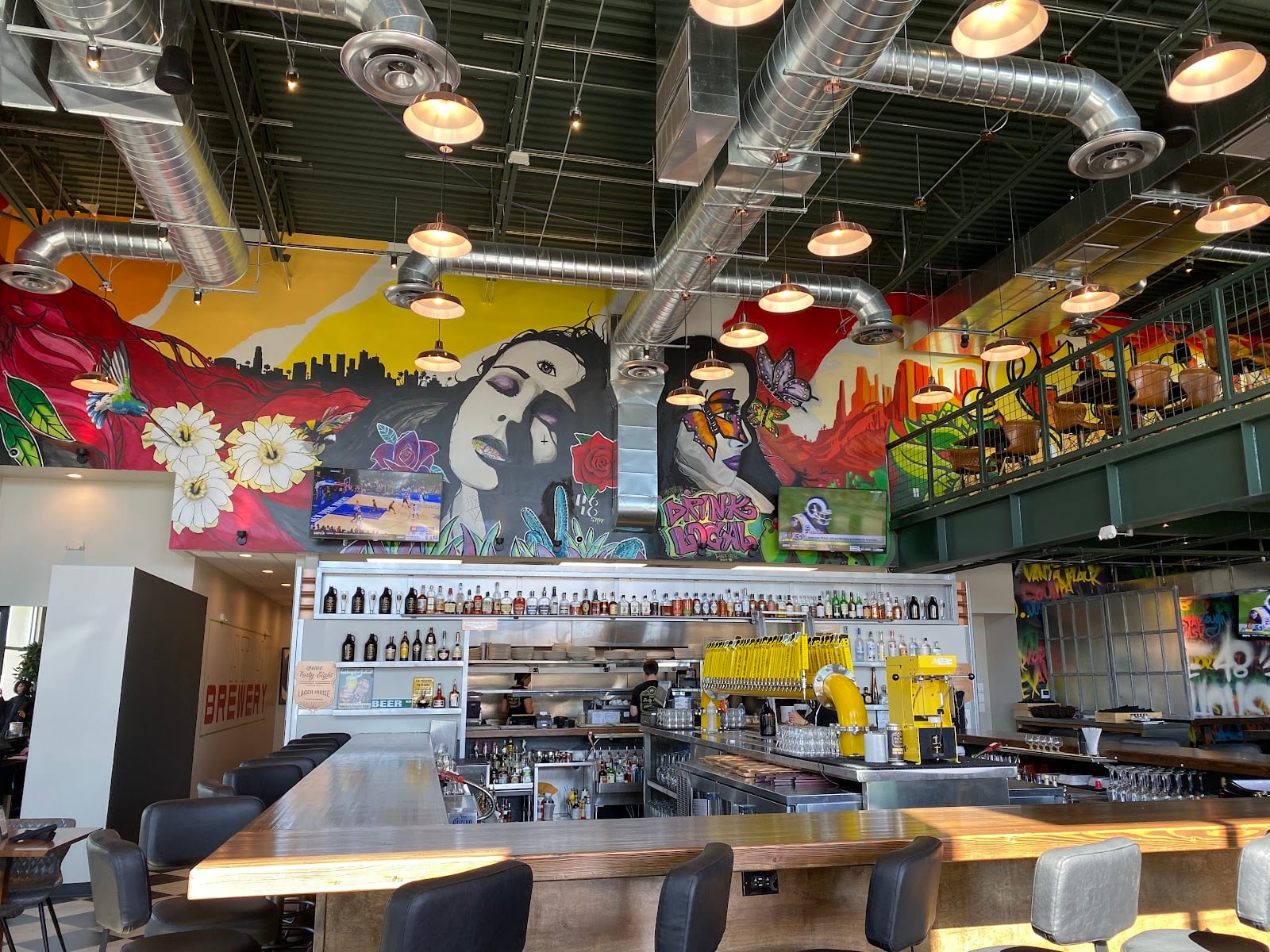 State 48 Lager House, photo 2