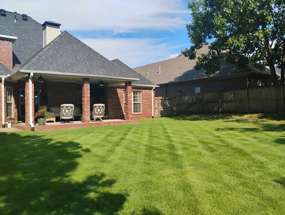 Apex Lawns