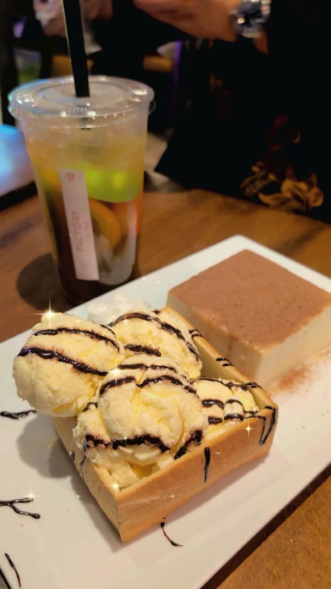 FACTORY TEA BAR, photo 3