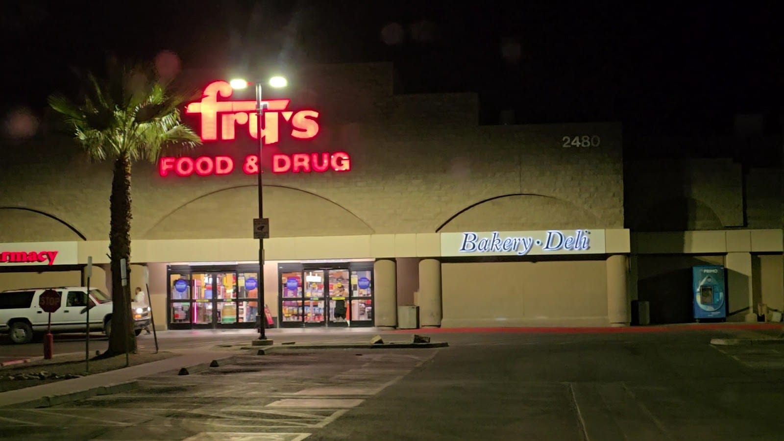 Fry's, photo 4
