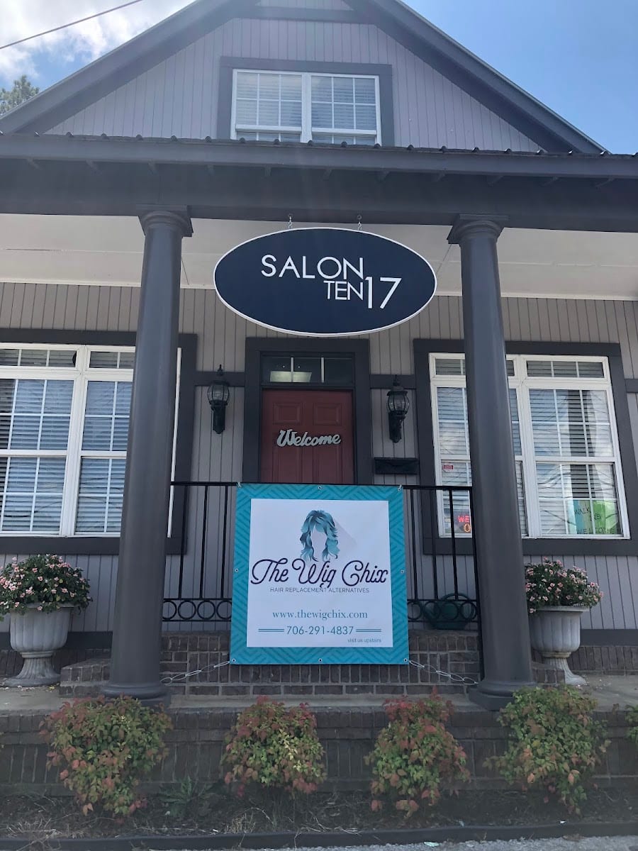 Salon Ten 17, photo 2