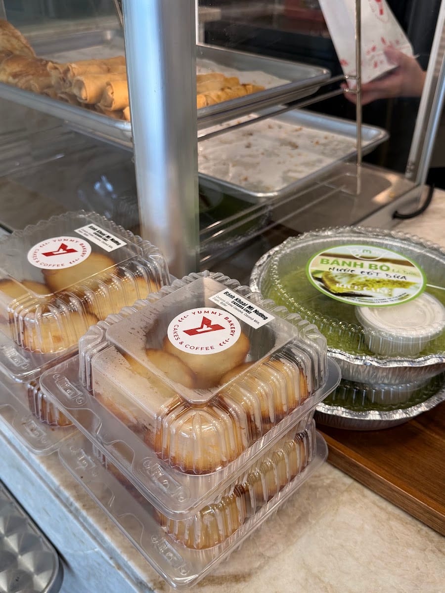 Yummy Bakery