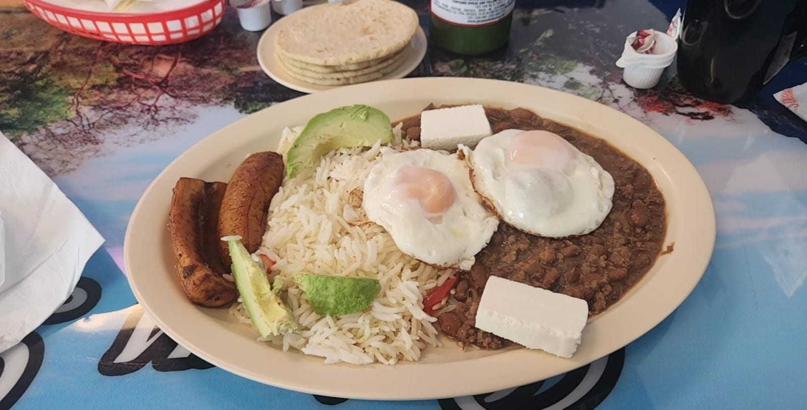 El Salvador Restaurant, photo 3