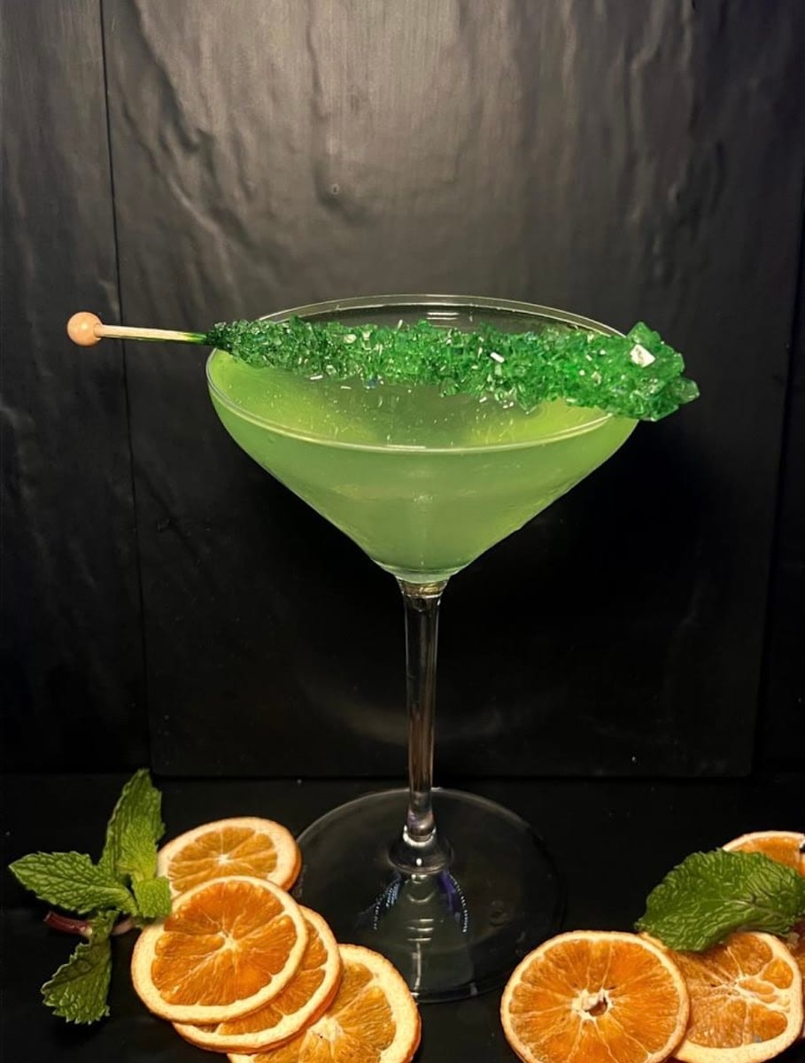 Geo's Lounge