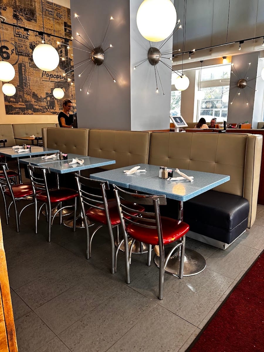 Fran's Restaurant