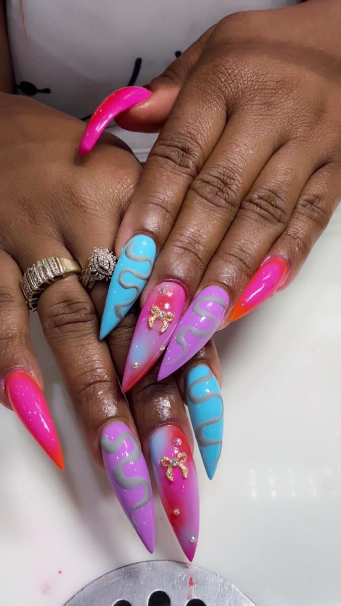 Lily's Nails, photo 2