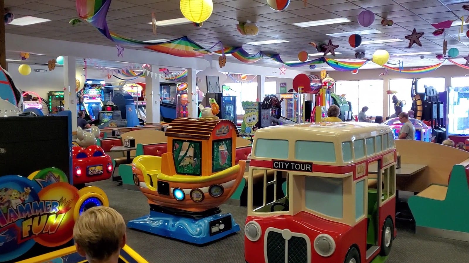 Chuck E. Cheese, photo 3