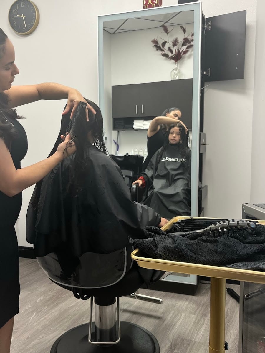 Rubi Salon