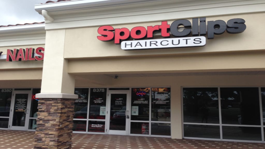 Sport Clips Haircuts of South Sarasota, photo 2