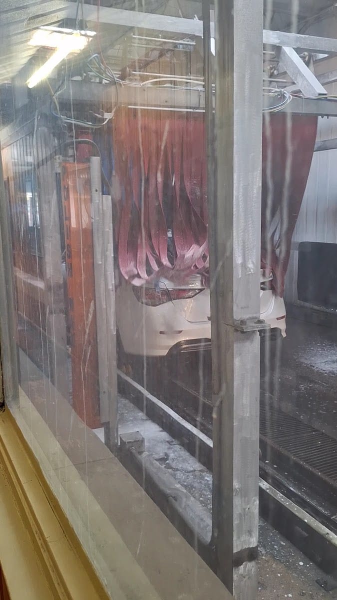 Colonial Carwash, photo 2