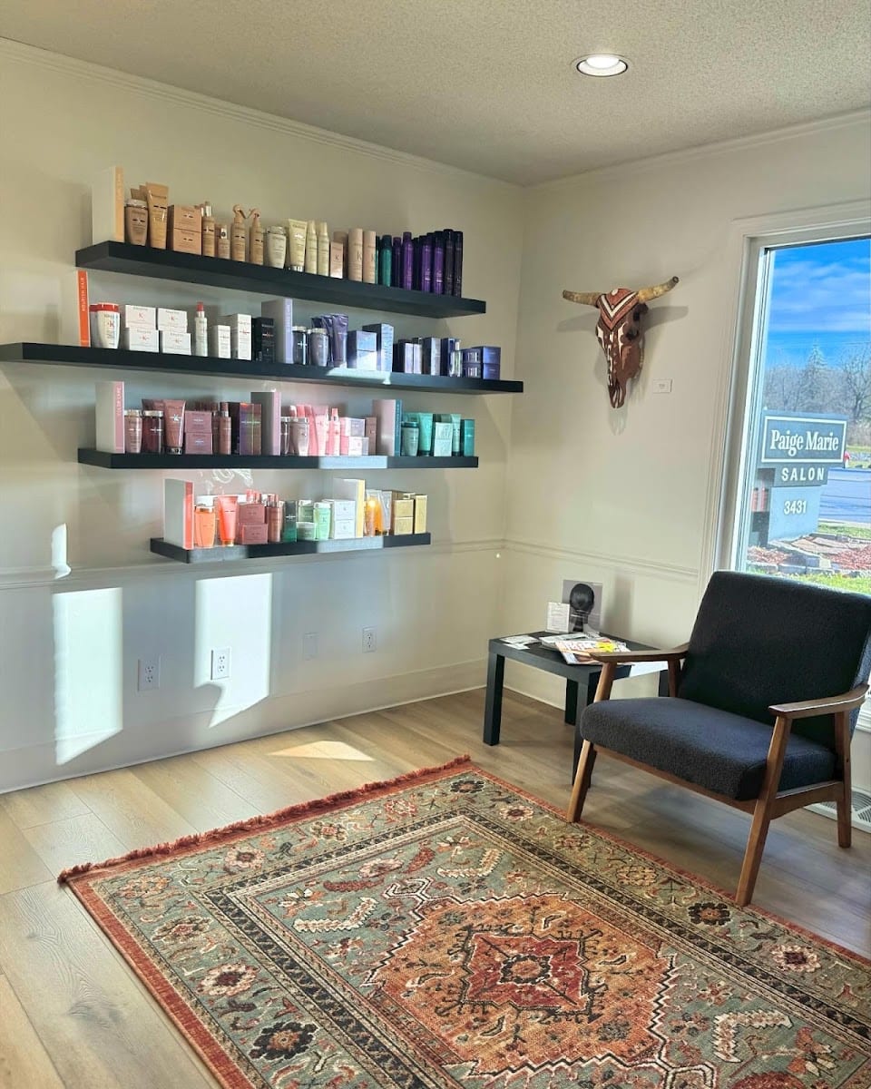 Paige Marie Salon, photo 2