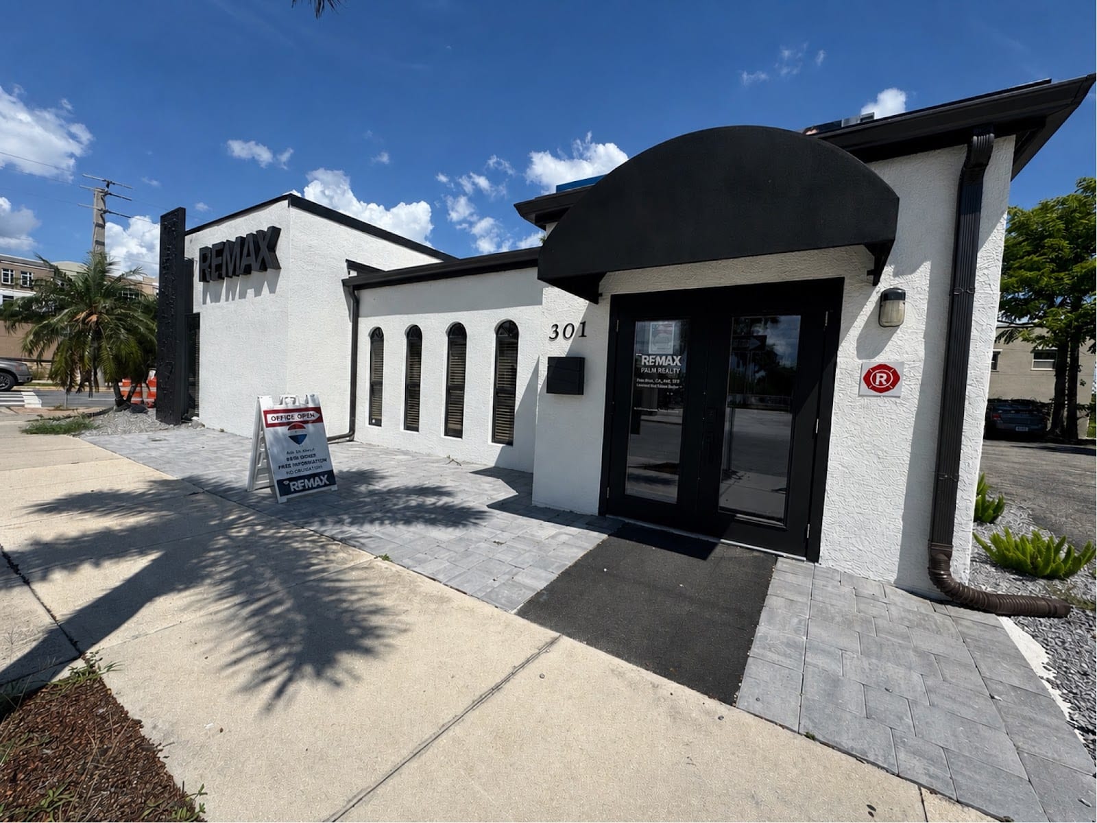 Kris White, REALTOR ® | RE/MAX Palm Realty, photo 2