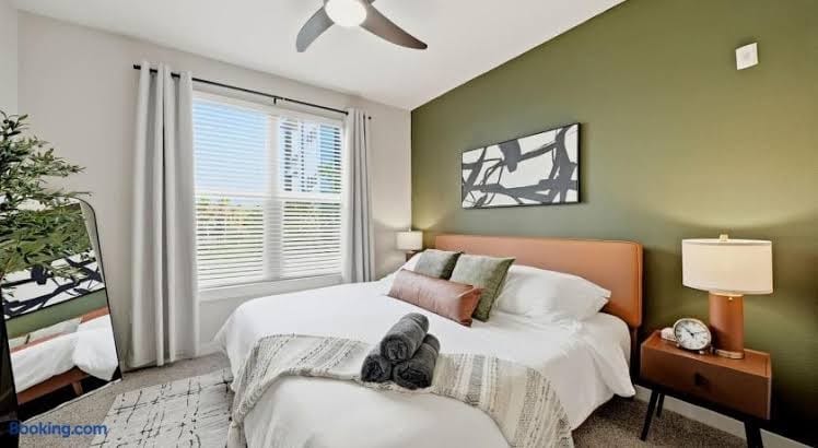 Relax and Recharge ,2 King Beds with Pool, Gym, and Yoga, photo 2