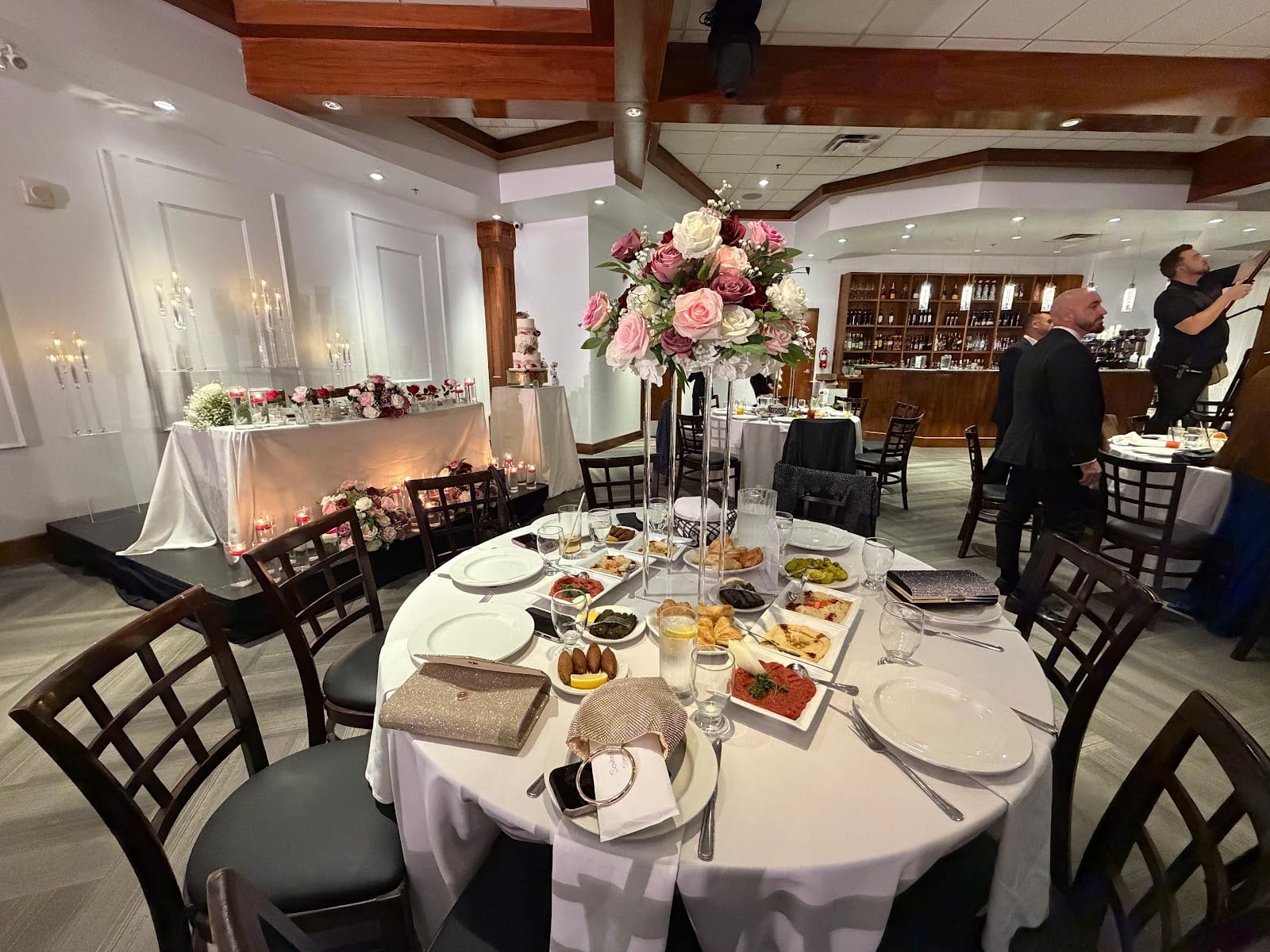Lara's Restaurant and Banquet Hall