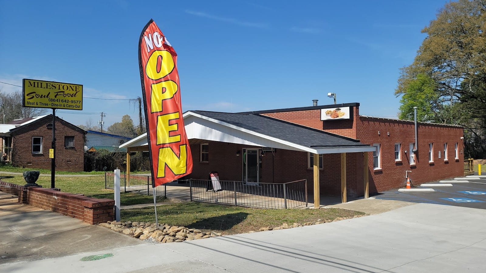 Milestone Soul Food, photo 3